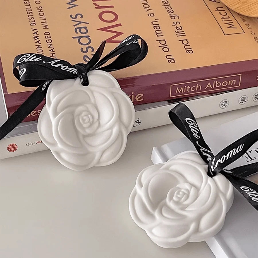 1pc Wardrobe Aromatherapy Pendant Wardrobe Gypsum Tablets Household Persistent Fragrance Room Girl Odor Removal Car Gardenia Han